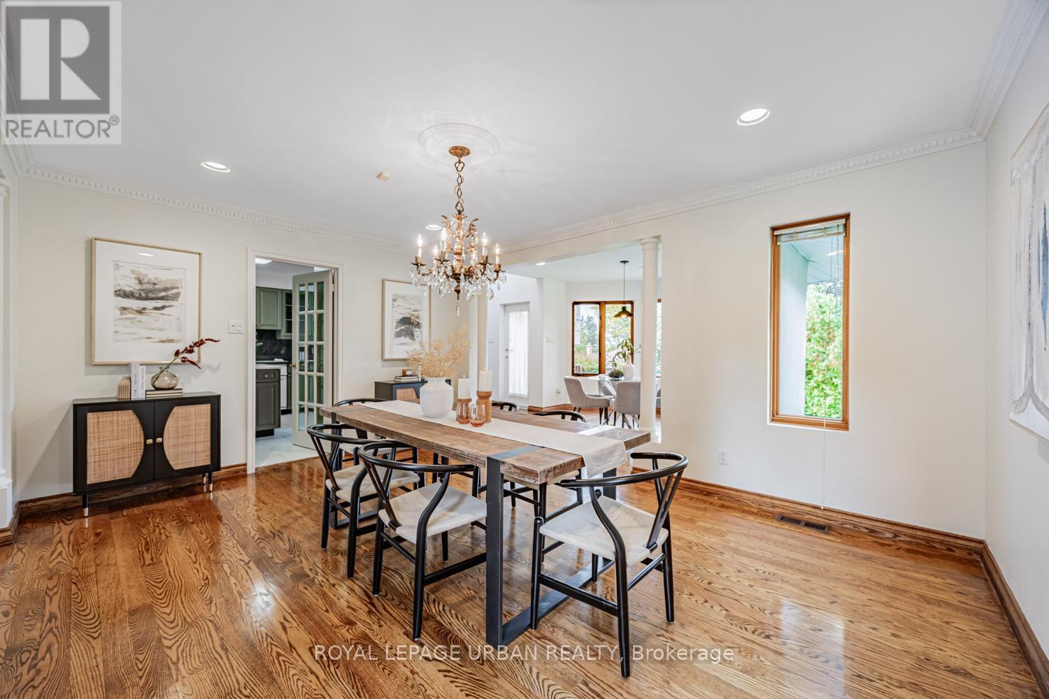 206 Sloane Avenue, Toronto, Ontario  M4A 2C6 - Photo 6 - C12460094