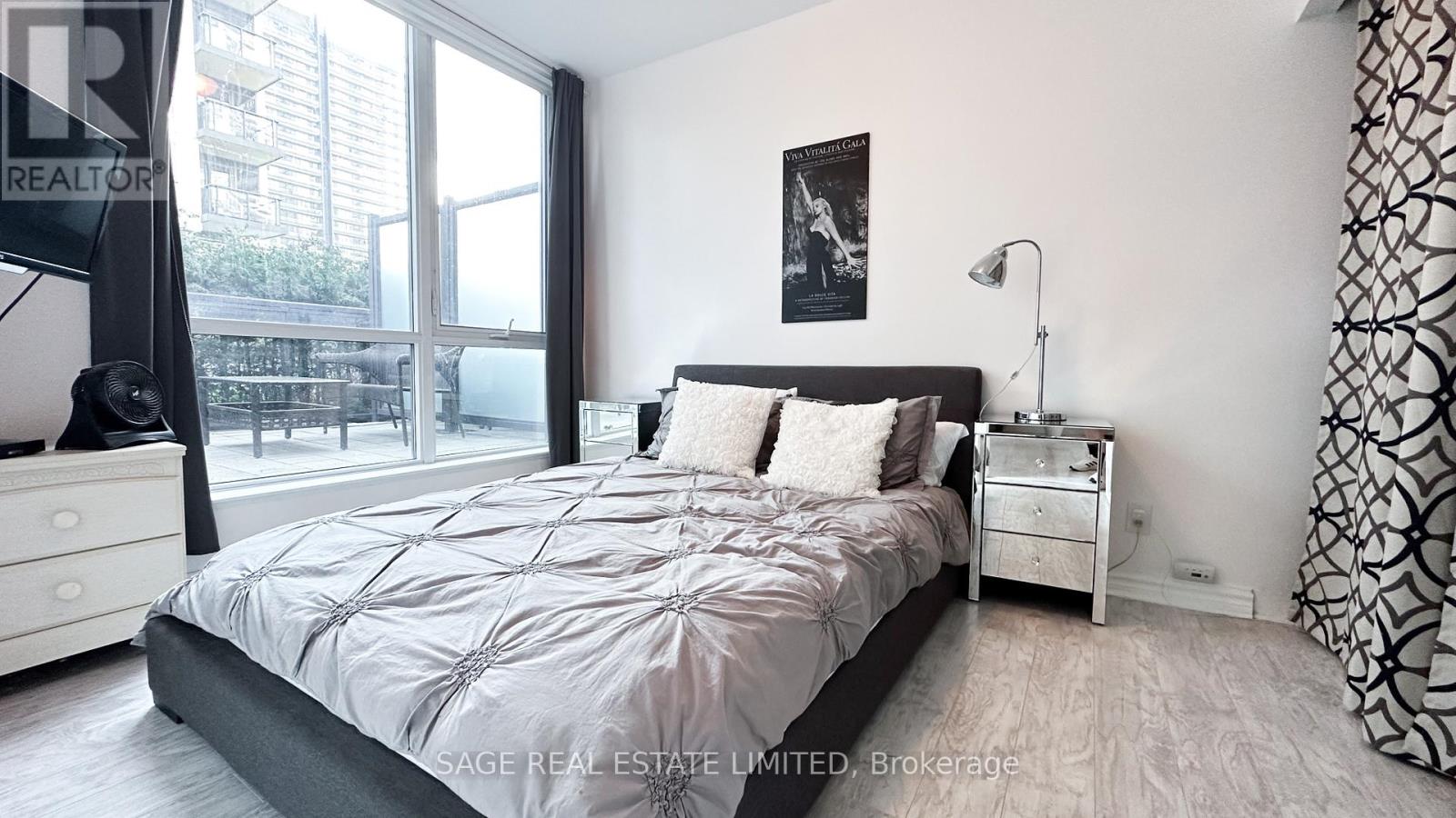 405 - 55 Regent Park Boulevard N, Toronto, Ontario  M5A 0C2 - Photo 8 - C12460108