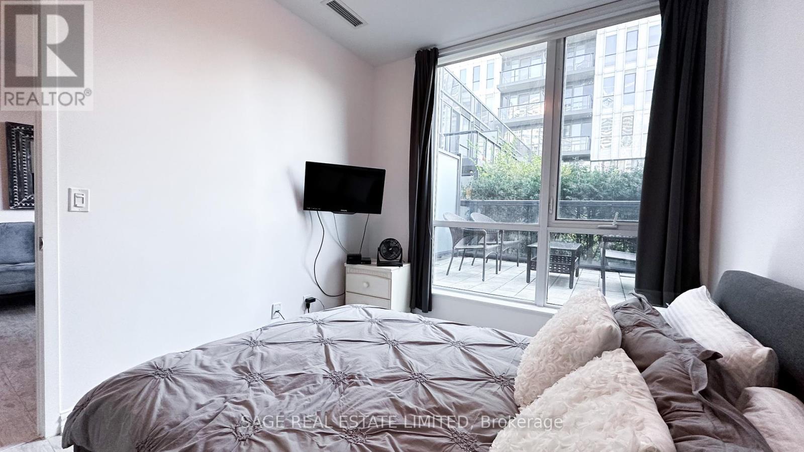405 - 55 Regent Park Boulevard N, Toronto, Ontario  M5A 0C2 - Photo 9 - C12460108