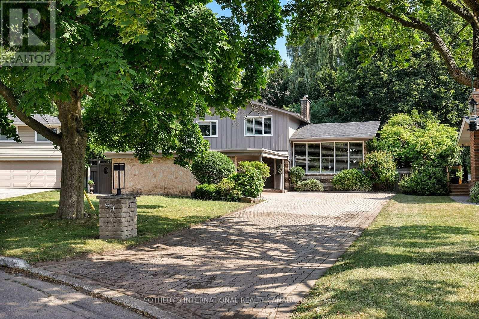 60 DOONAREE DRIVE, Toronto, Ontario