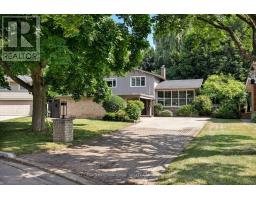 60 DOONAREE DRIVE, Toronto, Ontario
