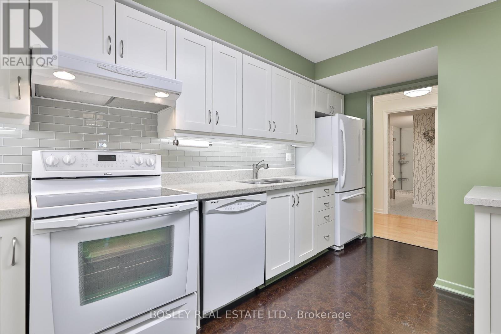 408 - 955 Millwood Road, Toronto, Ontario  M4G 4E3 - Photo 17 - C12460168