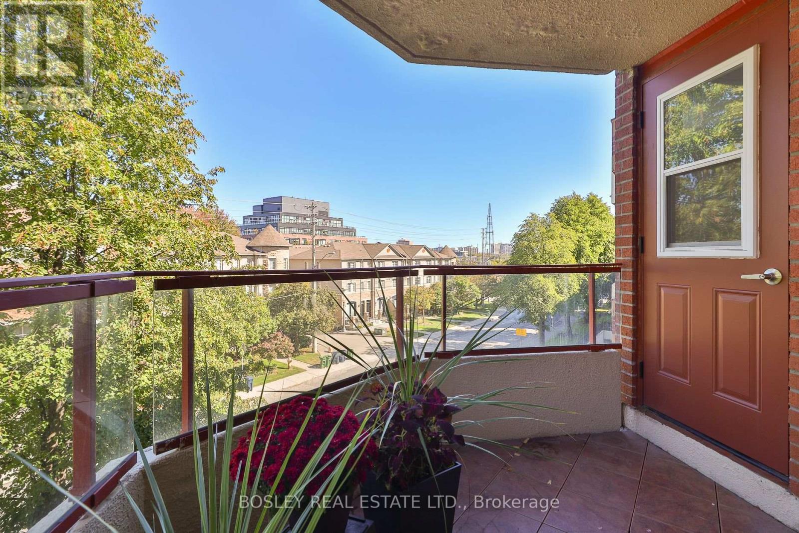 408 - 955 Millwood Road, Toronto, Ontario  M4G 4E3 - Photo 6 - C12460168