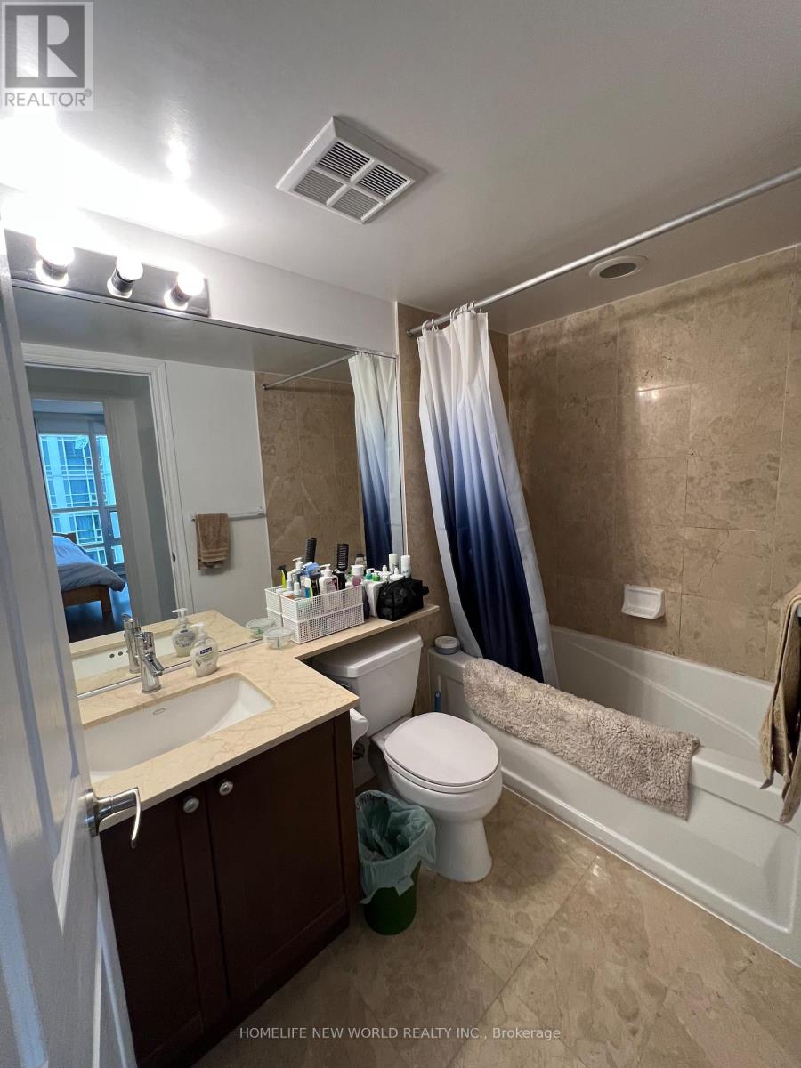 1113 - 761 Bay Street, Toronto, Ontario  M5G 2R3 - Photo 10 - C12460170