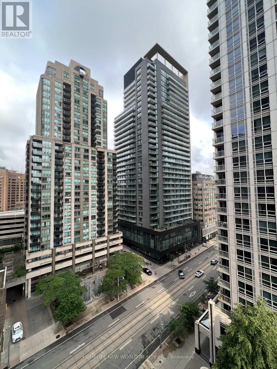 1113 - 761 Bay Street, Toronto, Ontario  M5G 2R3 - Photo 4 - C12460170