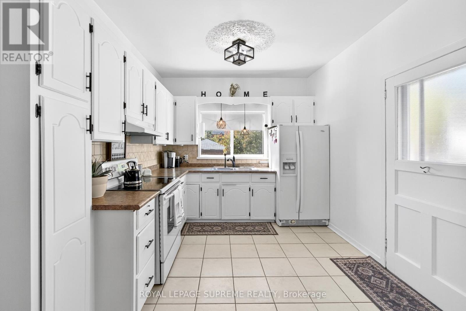 436 Glenholme Avenue, Toronto, Ontario  M6E 3E7 - Photo 14 - C12460197