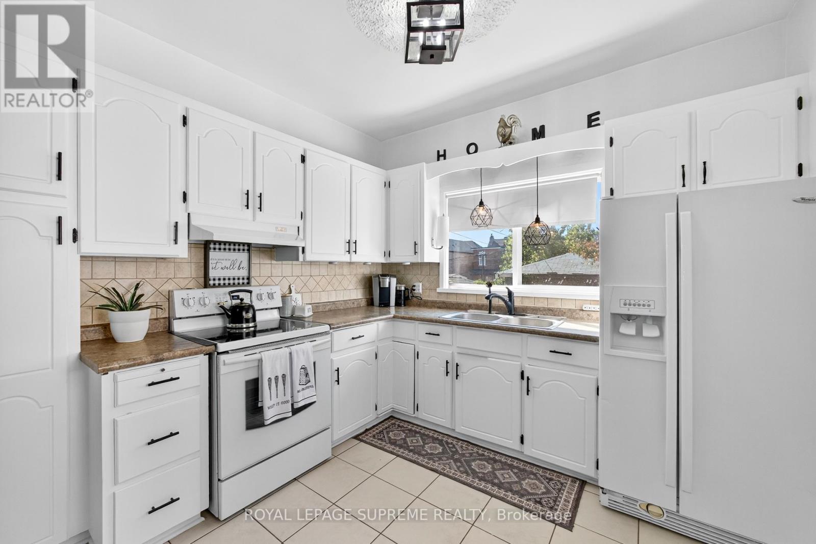 436 Glenholme Avenue, Toronto, Ontario  M6E 3E7 - Photo 15 - C12460197