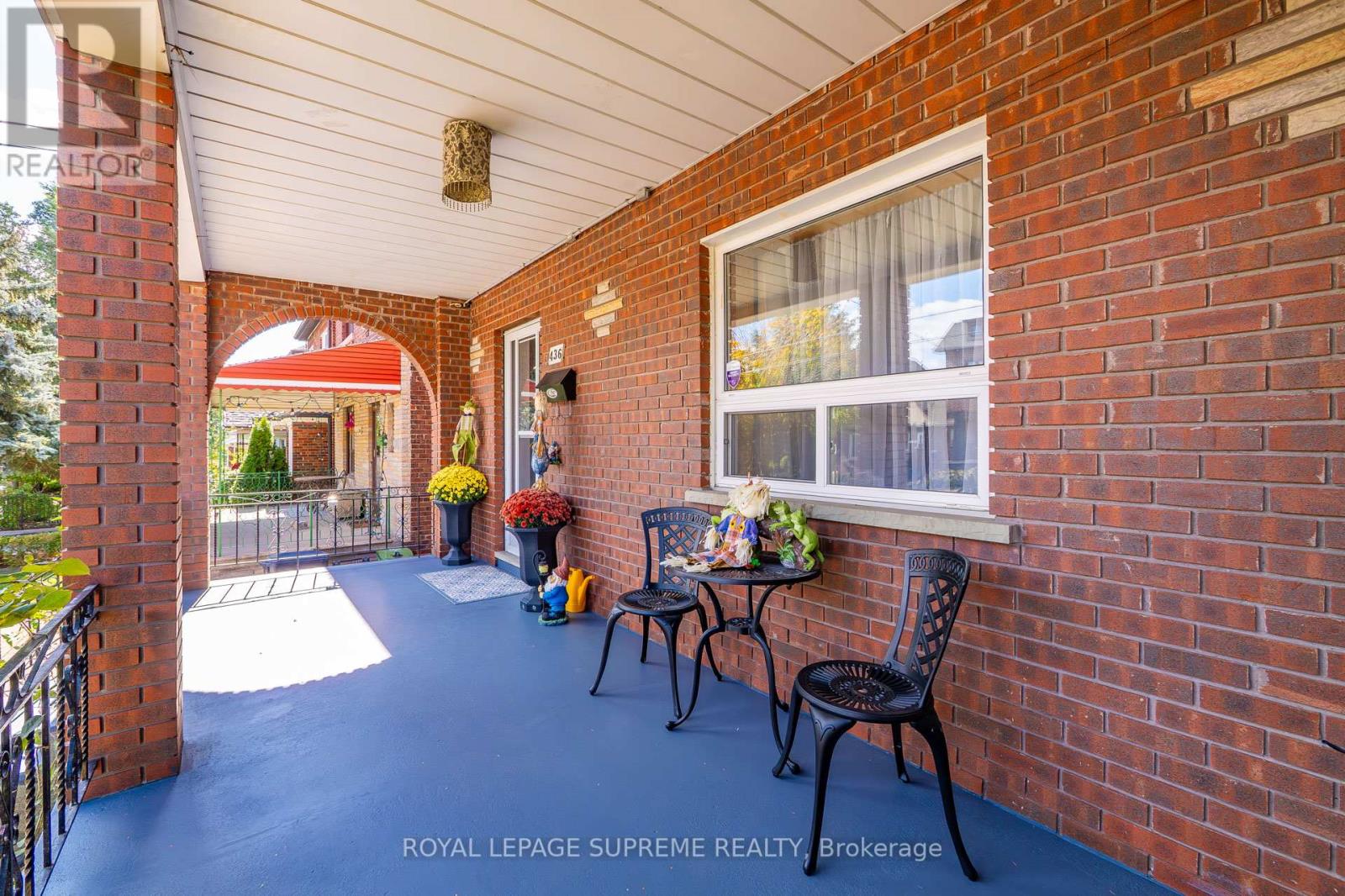 436 Glenholme Avenue, Toronto, Ontario  M6E 3E7 - Photo 4 - C12460197