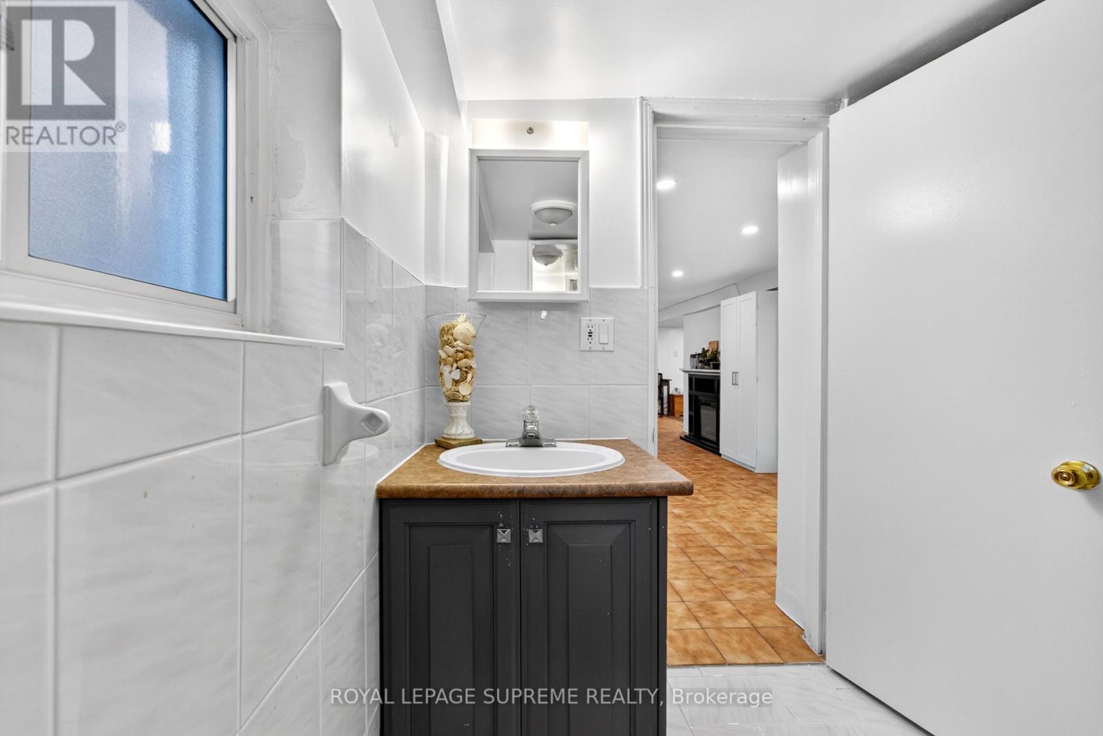 436 Glenholme Avenue, Toronto, Ontario  M6E 3E7 - Photo 42 - C12460197