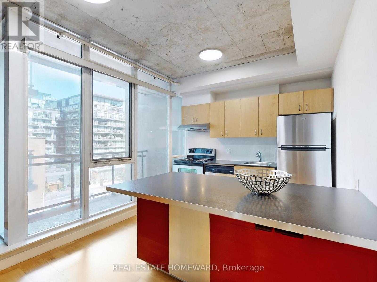 601 - 38 Niagara Street, Toronto, Ontario  M5V 3X1 - Photo 3 - C12460219