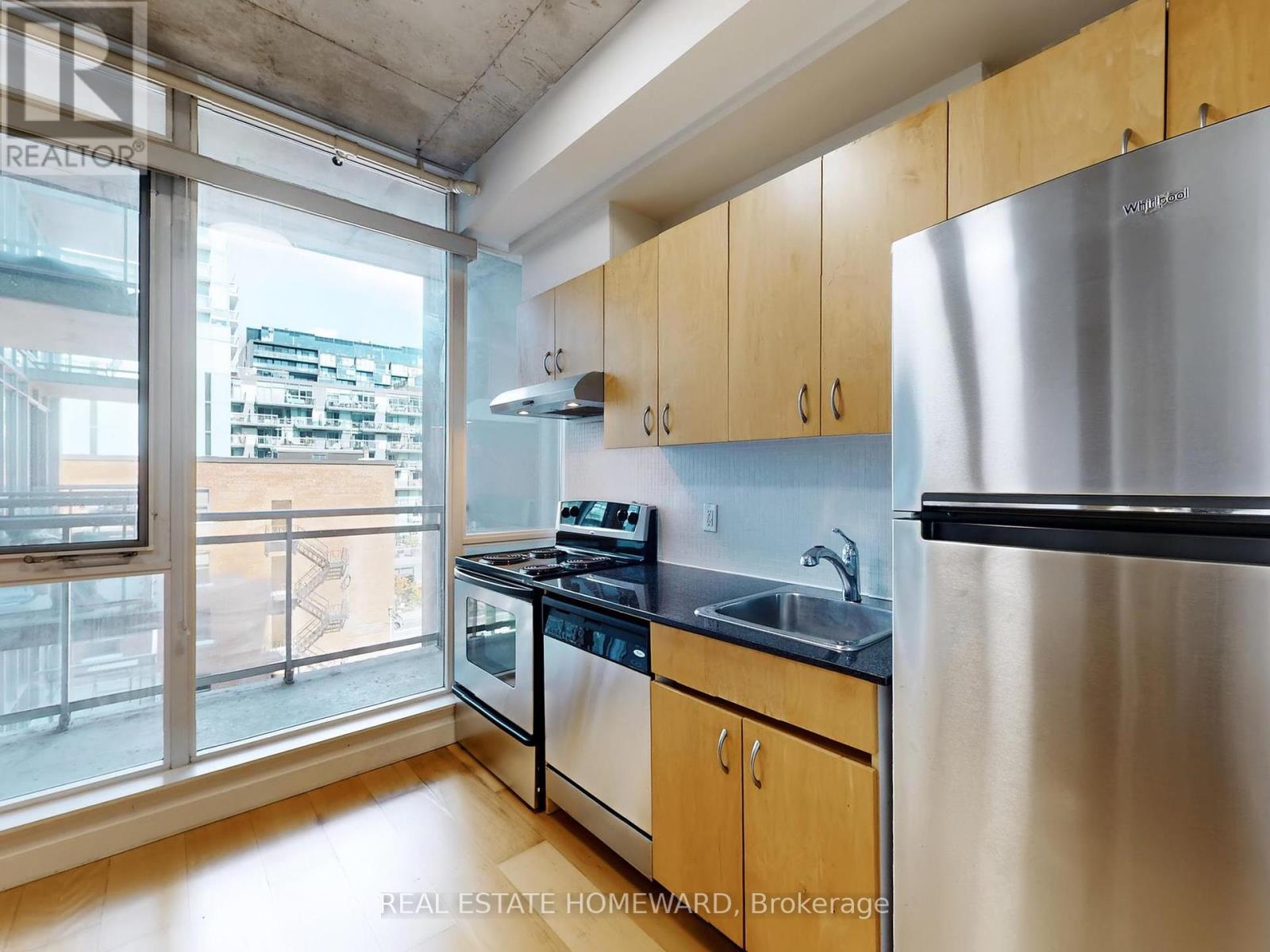 601 - 38 Niagara Street, Toronto, Ontario  M5V 3X1 - Photo 6 - C12460219