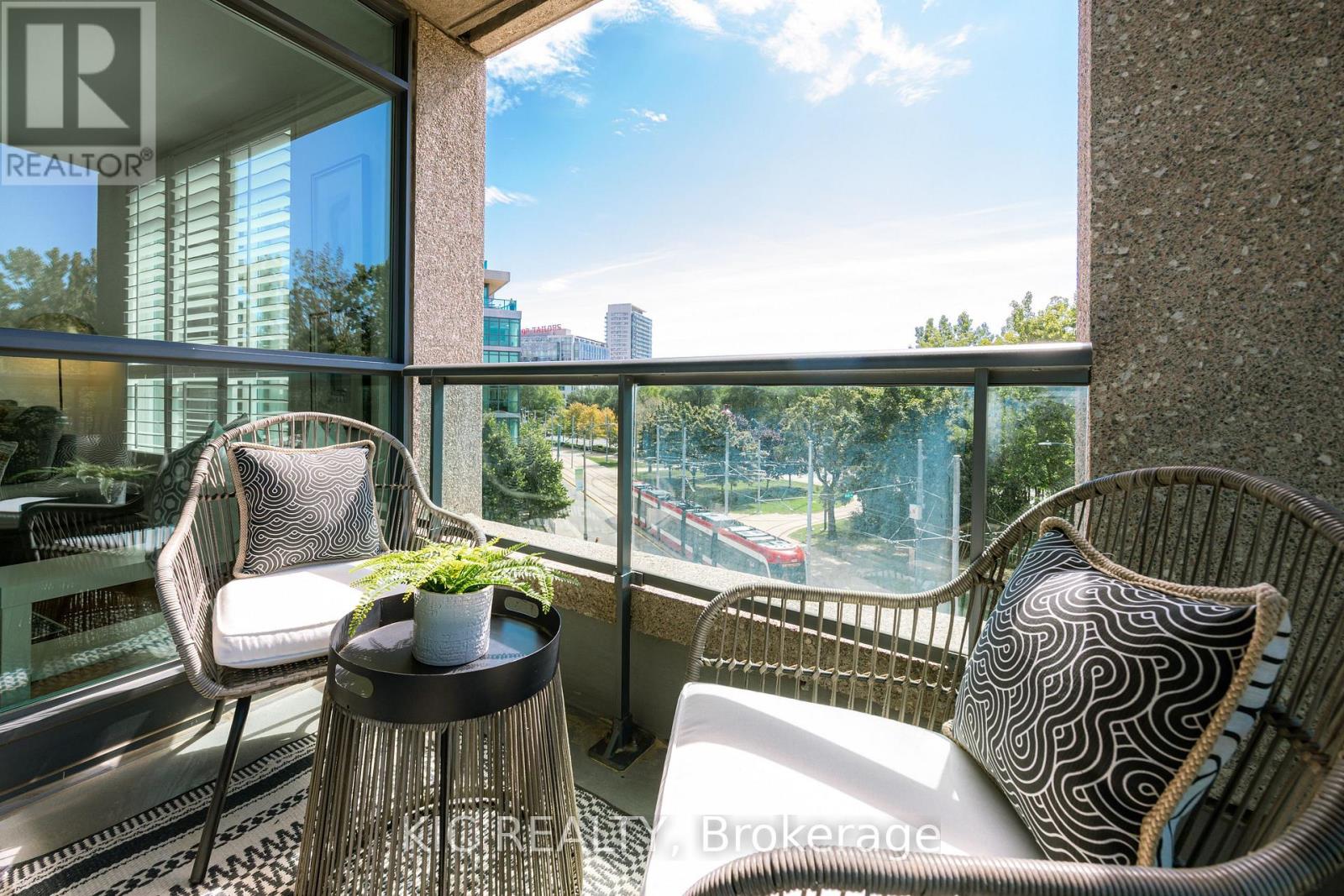 409 - 219 Fort York Boulevard, Toronto, Ontario  M5V 1B1 - Photo 20 - C12460222