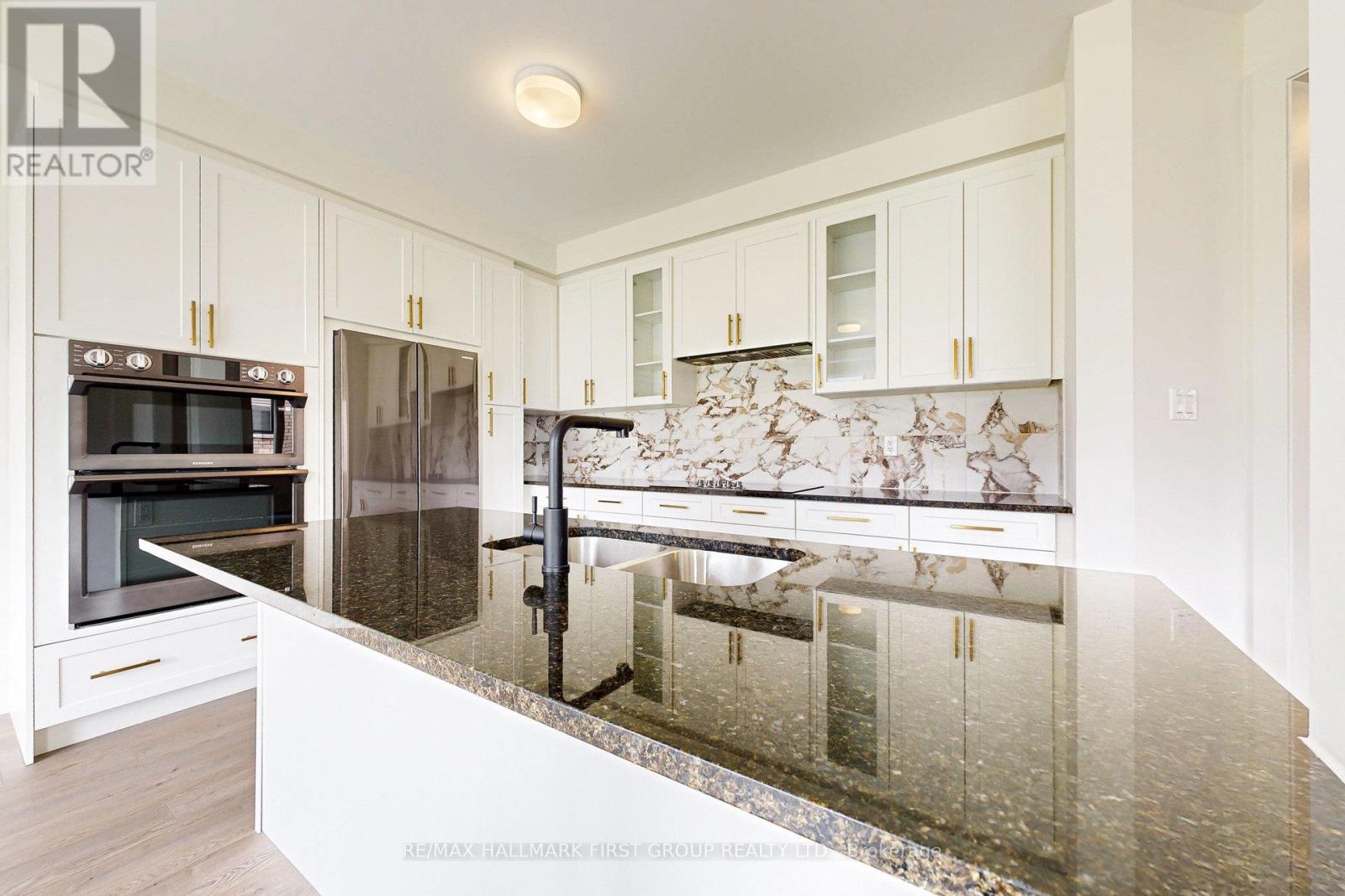 1069 Trailsview Avenue, Cobourg, Ontario  K9A 4J5 - Photo 21 - X12459939