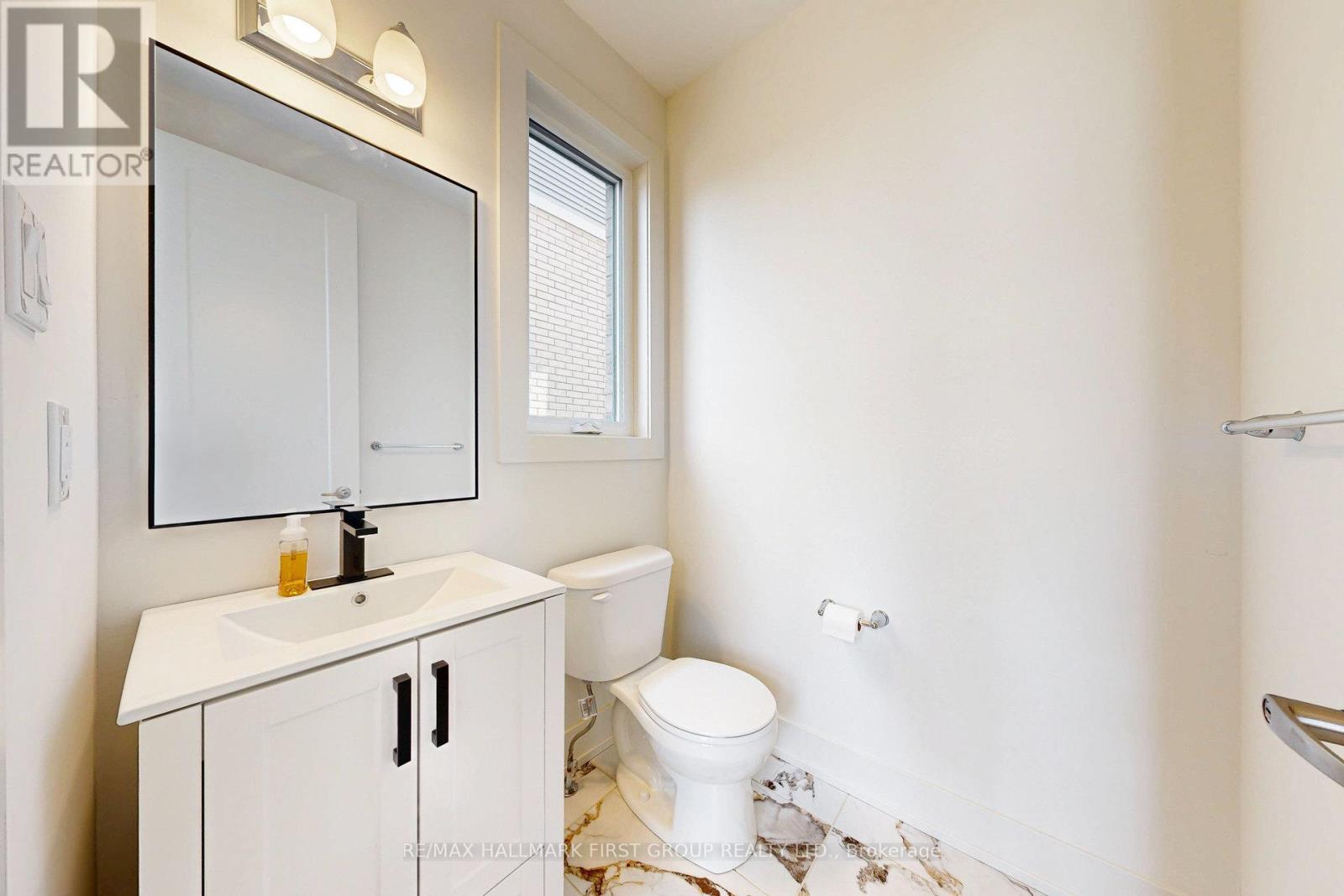 1069 Trailsview Avenue, Cobourg, Ontario  K9A 4J5 - Photo 8 - X12459939