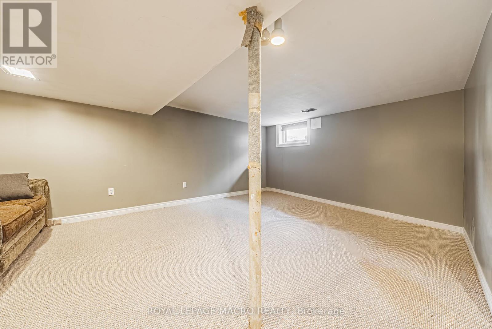 35 Ipswich Road, Hamilton, Ontario  L8K 3E8 - Photo 21 - X12459944