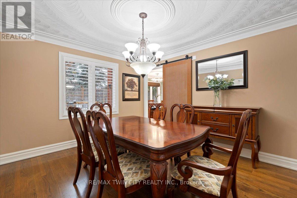 7 Chandos Drive, Kitchener, Ontario  N2A 3C2 - Photo 14 - X12459945