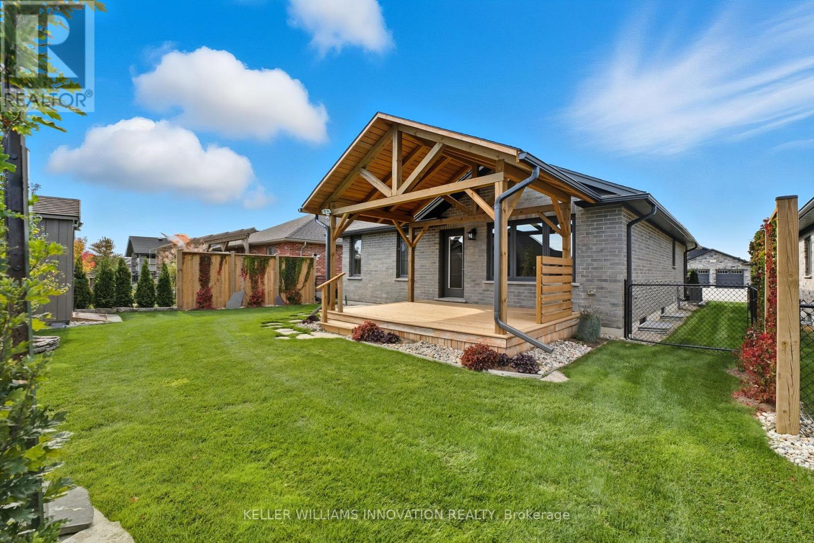 16 Forbes Crescent, North Perth, Ontario  N4W 0B3 - Photo 25 - X12459974