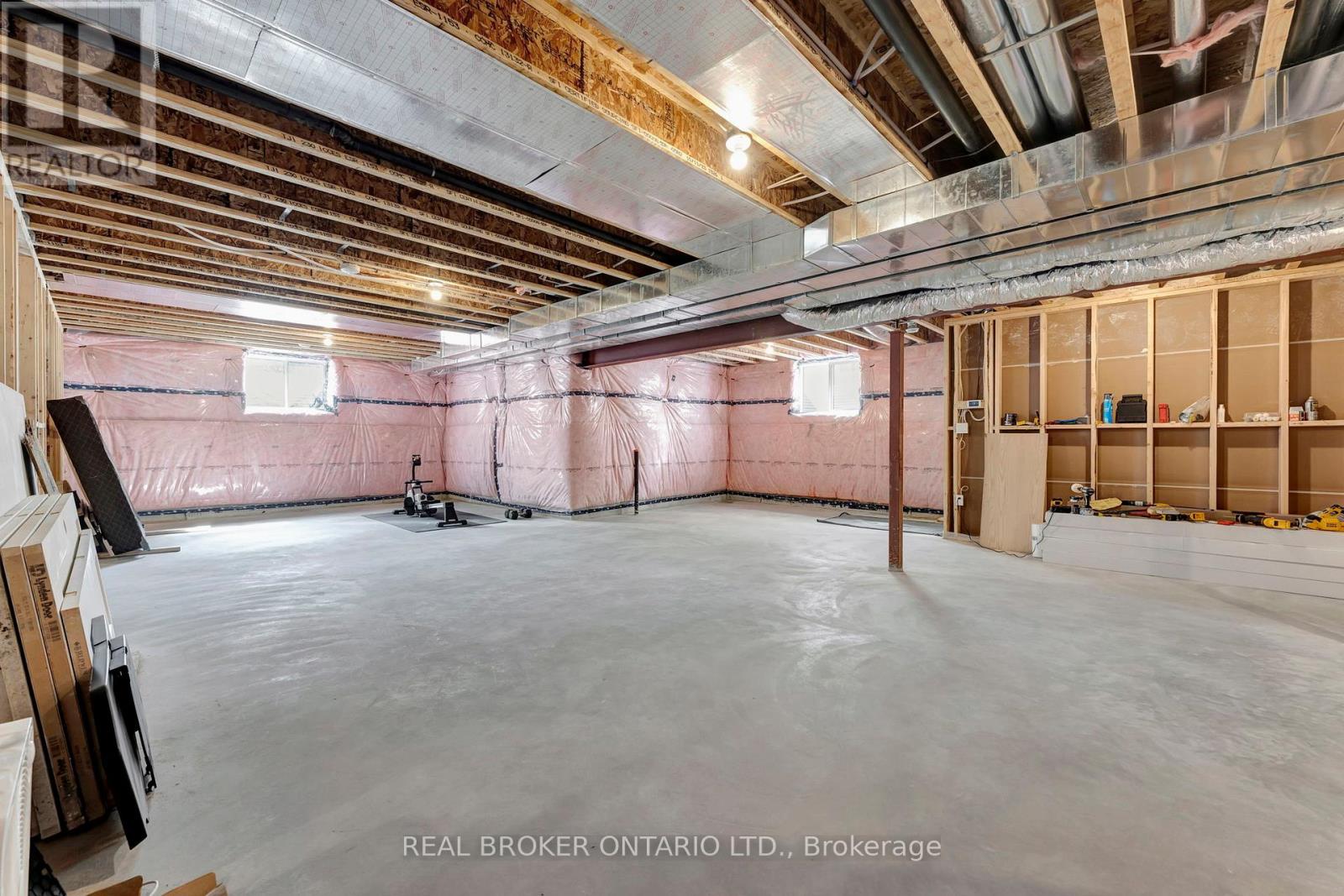 128 Lisgar Avenue, Tillsonburg, Ontario  N4G 3L6 - Photo 42 - X12459987