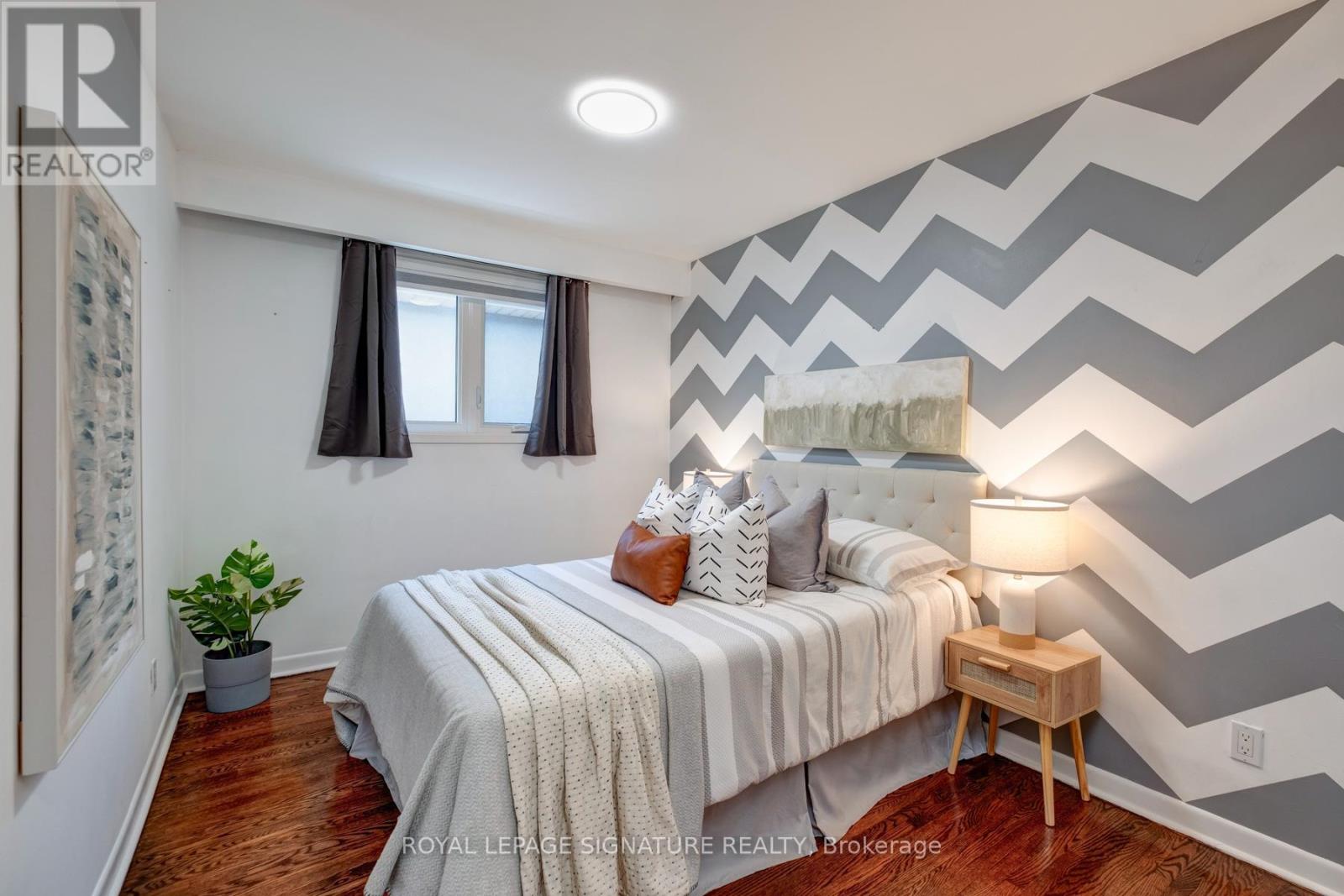 131 Virginia Avenue, Toronto, Ontario  M4C 2T3 - Photo 14 - E12460097