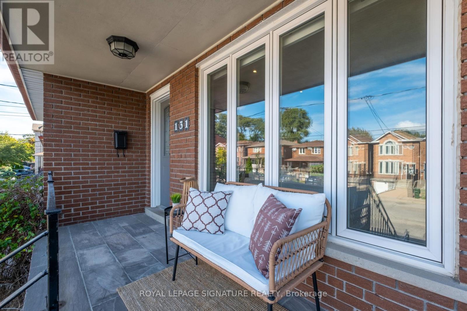 131 Virginia Avenue, Toronto, Ontario  M4C 2T3 - Photo 28 - E12460097