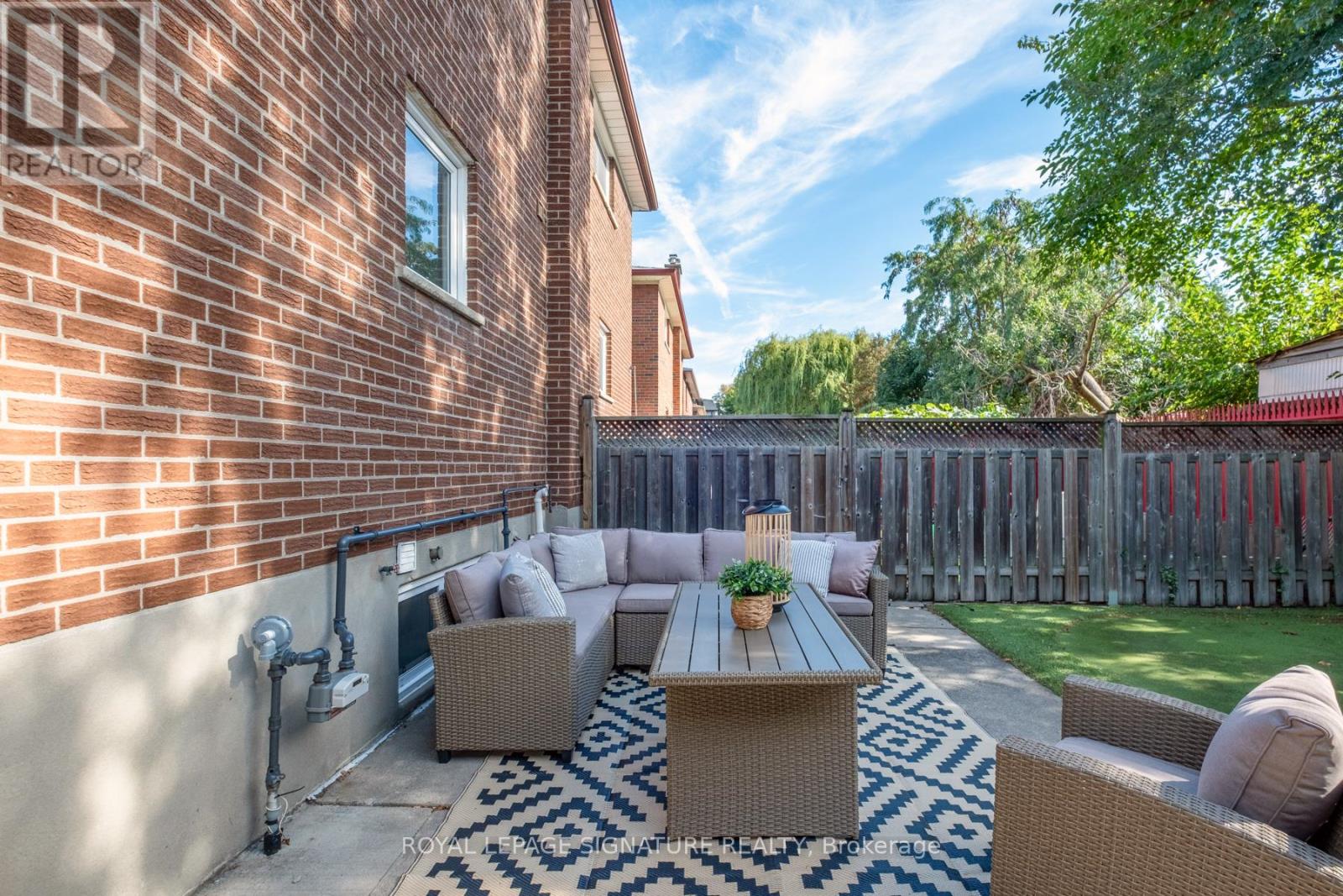131 Virginia Avenue, Toronto, Ontario  M4C 2T3 - Photo 33 - E12460097