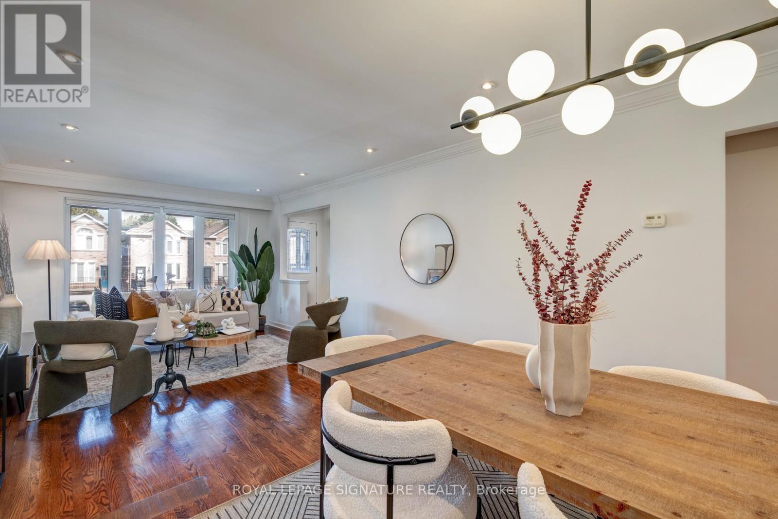 131 Virginia Avenue, Toronto, Ontario  M4C 2T3 - Photo 6 - E12460097
