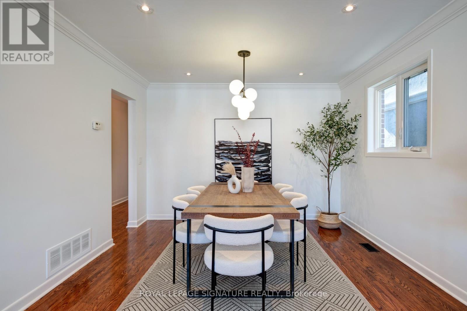 131 Virginia Avenue, Toronto, Ontario  M4C 2T3 - Photo 8 - E12460097