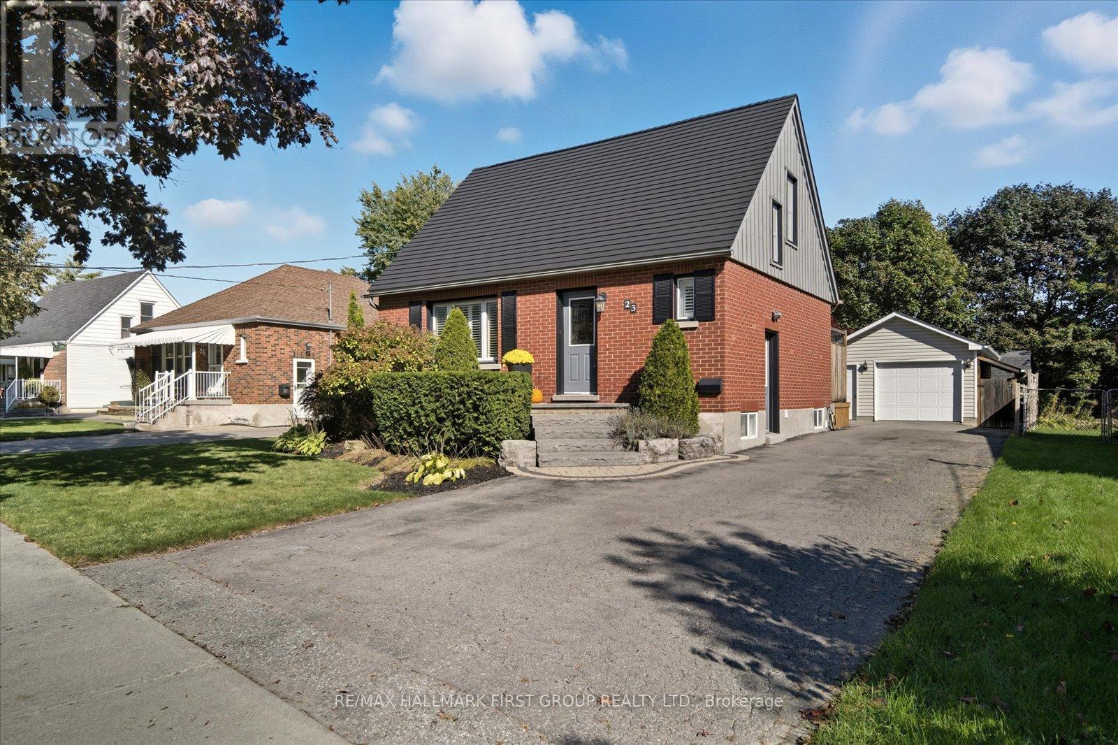 23 Flett Street, Clarington, Ontario  L1C 2J9 - Photo 3 - E12460117
