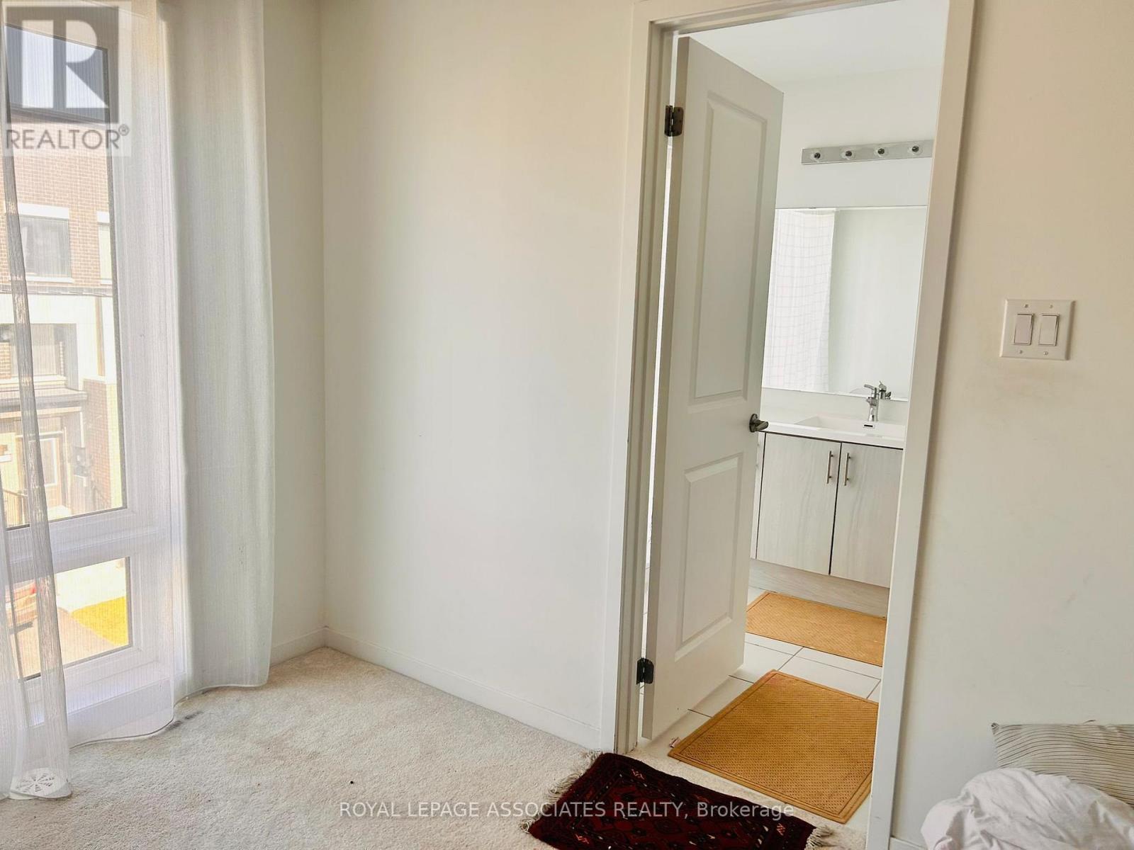 779 Heathrow Path, Oshawa, Ontario  L1K 3G4 - Photo 9 - E12460131