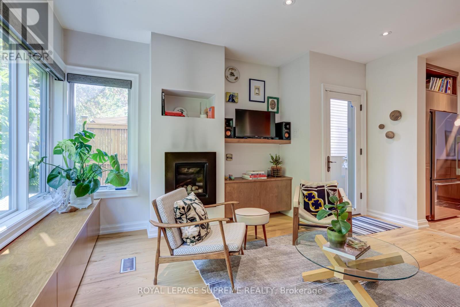 11 West Lynn Avenue, Toronto, Ontario  M4C 3V7 - Photo 12 - E12460192