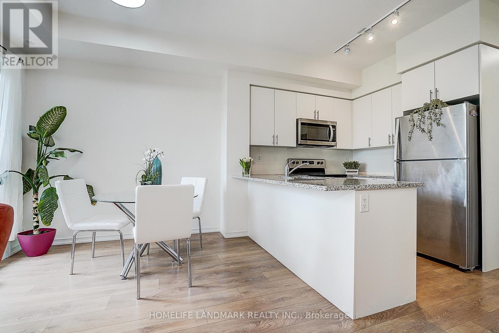 364 - 515 Kingbird Grove, Toronto, Ontario  M1B 5R7 - Photo 10 - E12460210