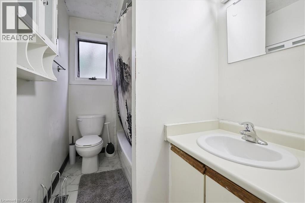 1582 Riley Avenue, Burlington, Ontario  L7M 3T6 - Photo 21 - 40778673