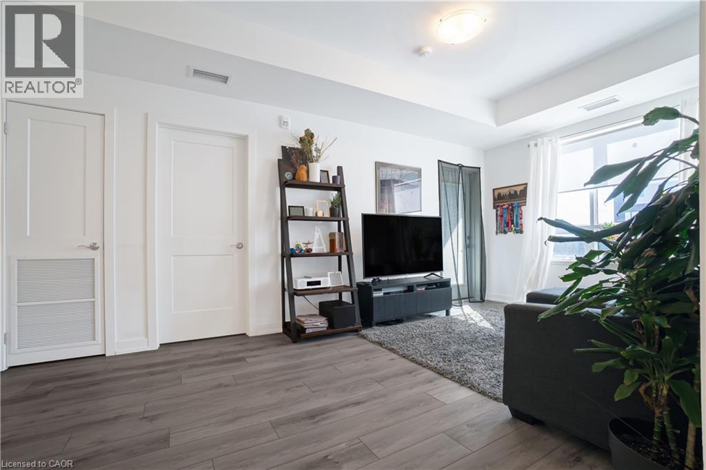 255 Northfield Drive E Unit# 407, Waterloo, Ontario  N2K 0G5 - Photo 13 - 40778559