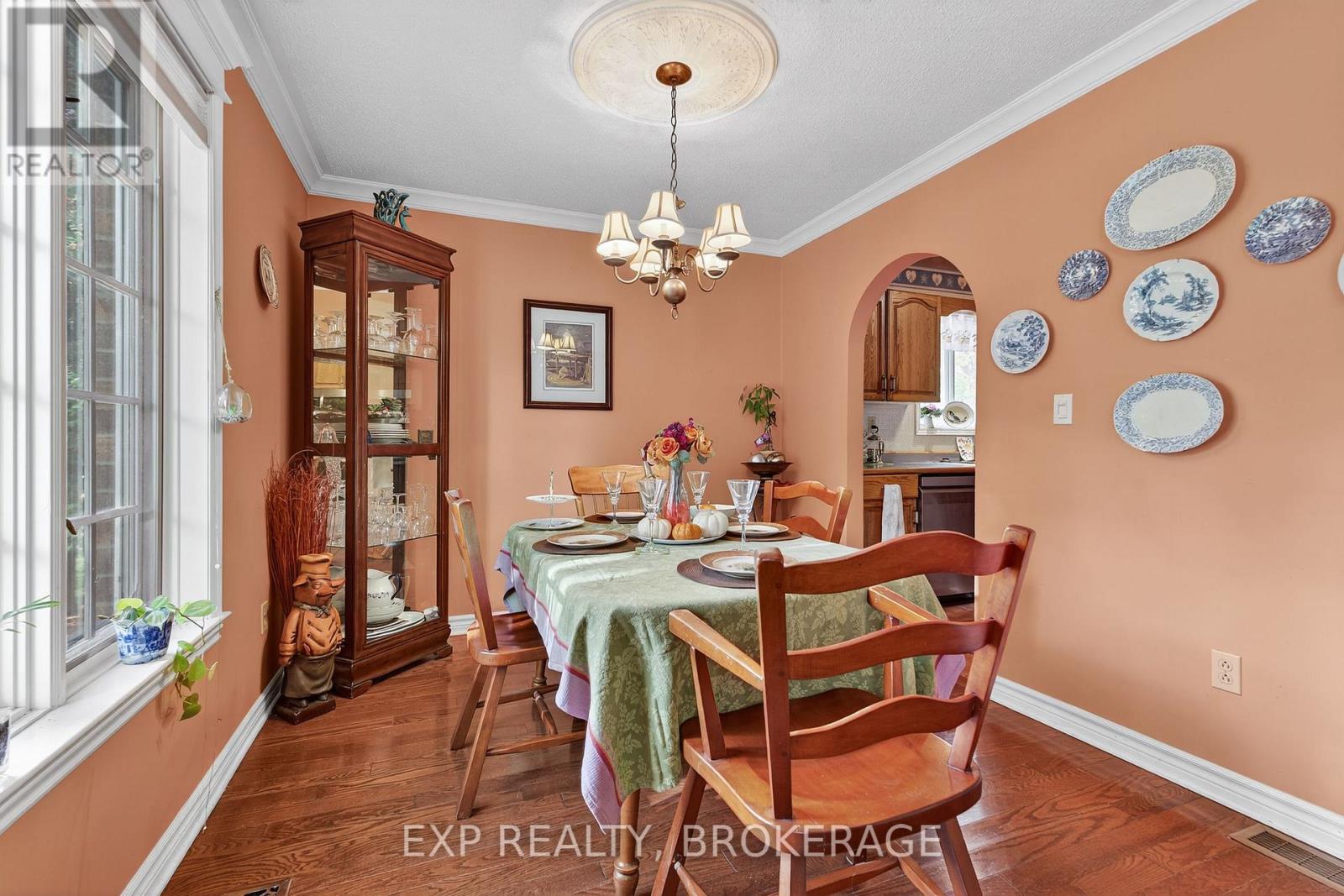 63 Southwood Crescent, Greater Napanee, Ontario  K7R 3L2 - Photo 9 - X12460160