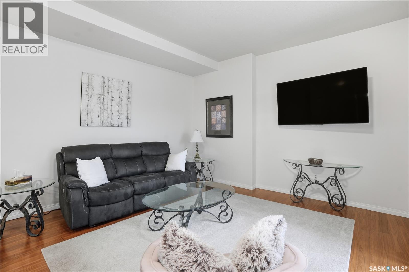 201 1901 Victoria Avenue, Regina, Saskatchewan  S4P 3R4 - Photo 14 - SK020730