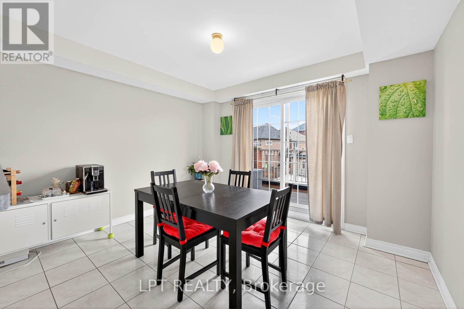 2624 Bur Oak Avenue, Markham, Ontario  L6B 1J2 - Photo 12 - N12460024