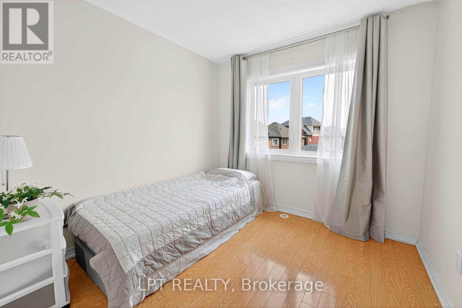 2624 Bur Oak Avenue, Markham, Ontario  L6B 1J2 - Photo 17 - N12460024