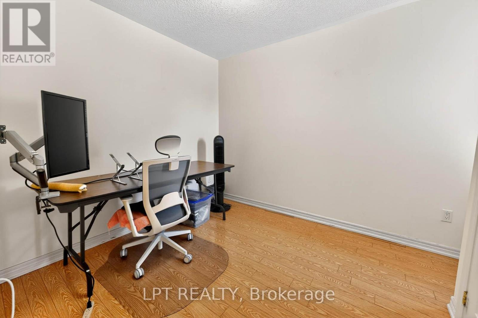 2624 Bur Oak Avenue, Markham, Ontario  L6B 1J2 - Photo 18 - N12460024