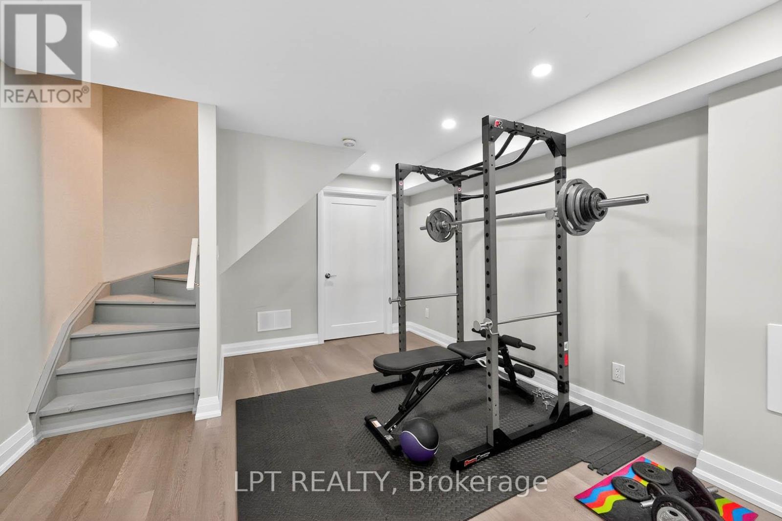 2624 Bur Oak Avenue, Markham, Ontario  L6B 1J2 - Photo 21 - N12460024