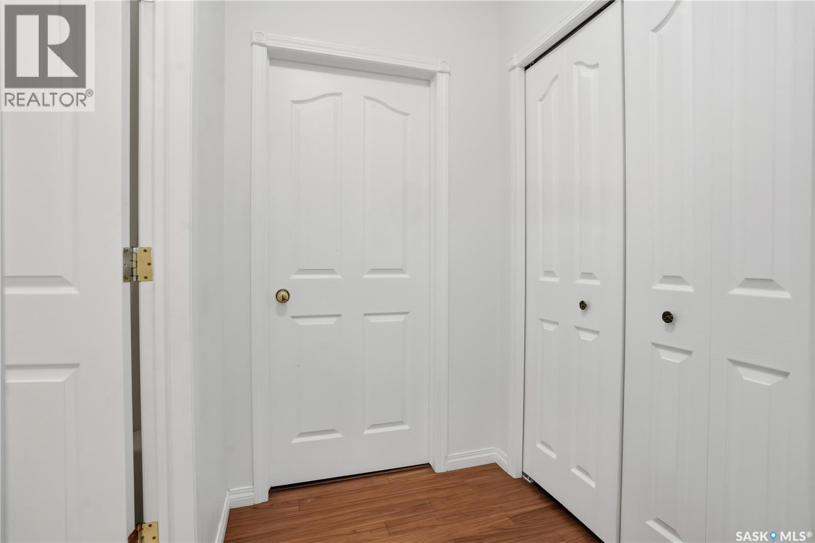 201 1901 Victoria Avenue, Regina, Saskatchewan  S4P 3R4 - Photo 27 - SK020730