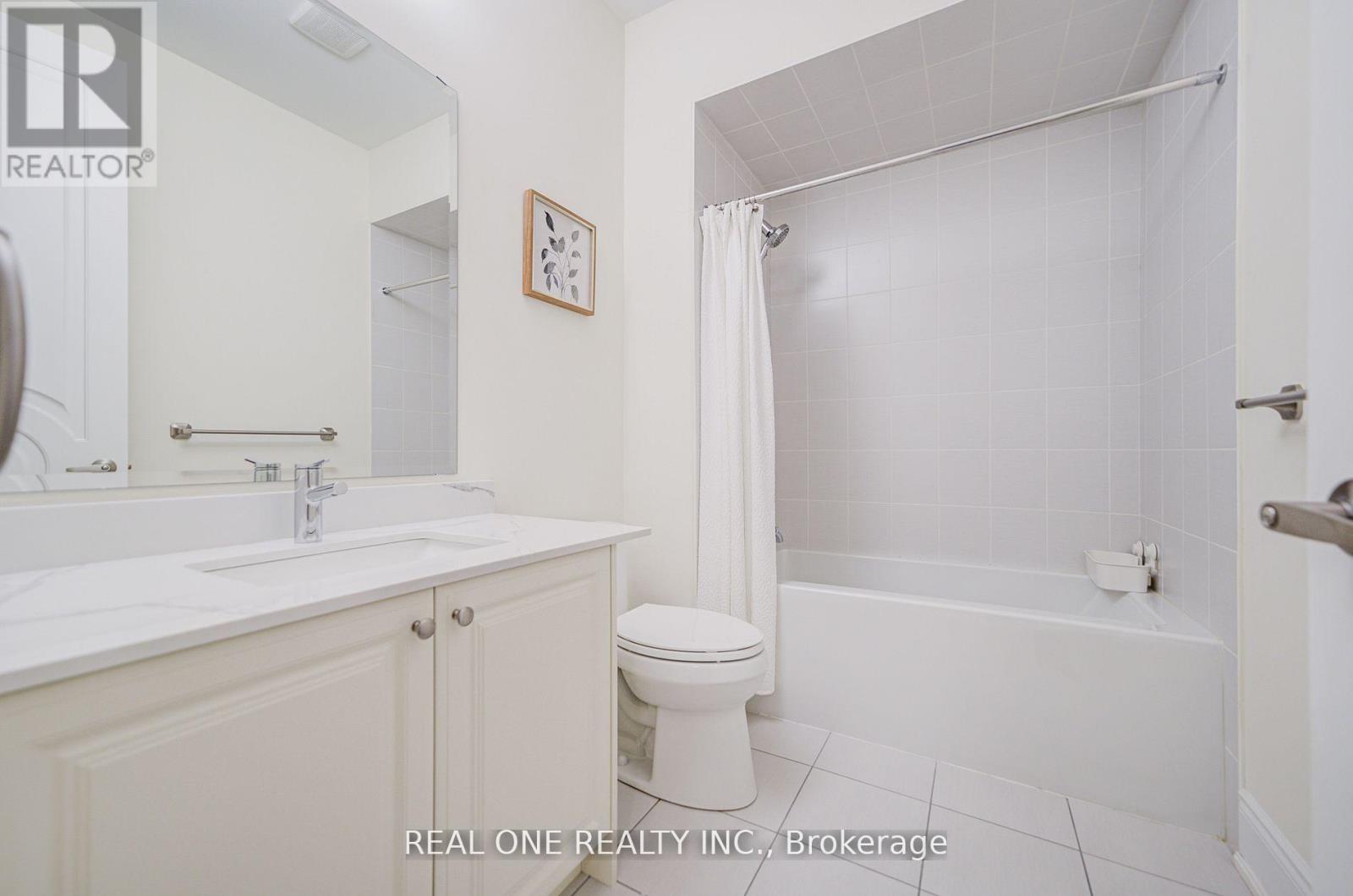47 Milky Way Drive, Richmond Hill, Ontario  L4C 4M9 - Photo 28 - N12460029