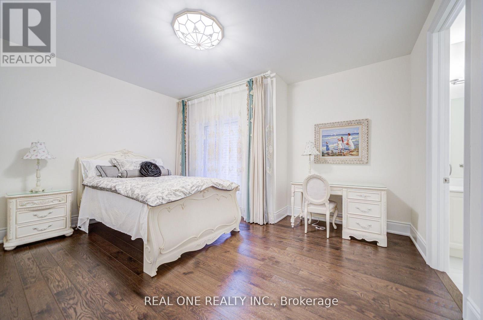 47 Milky Way Drive, Richmond Hill, Ontario  L4C 4M9 - Photo 29 - N12460029