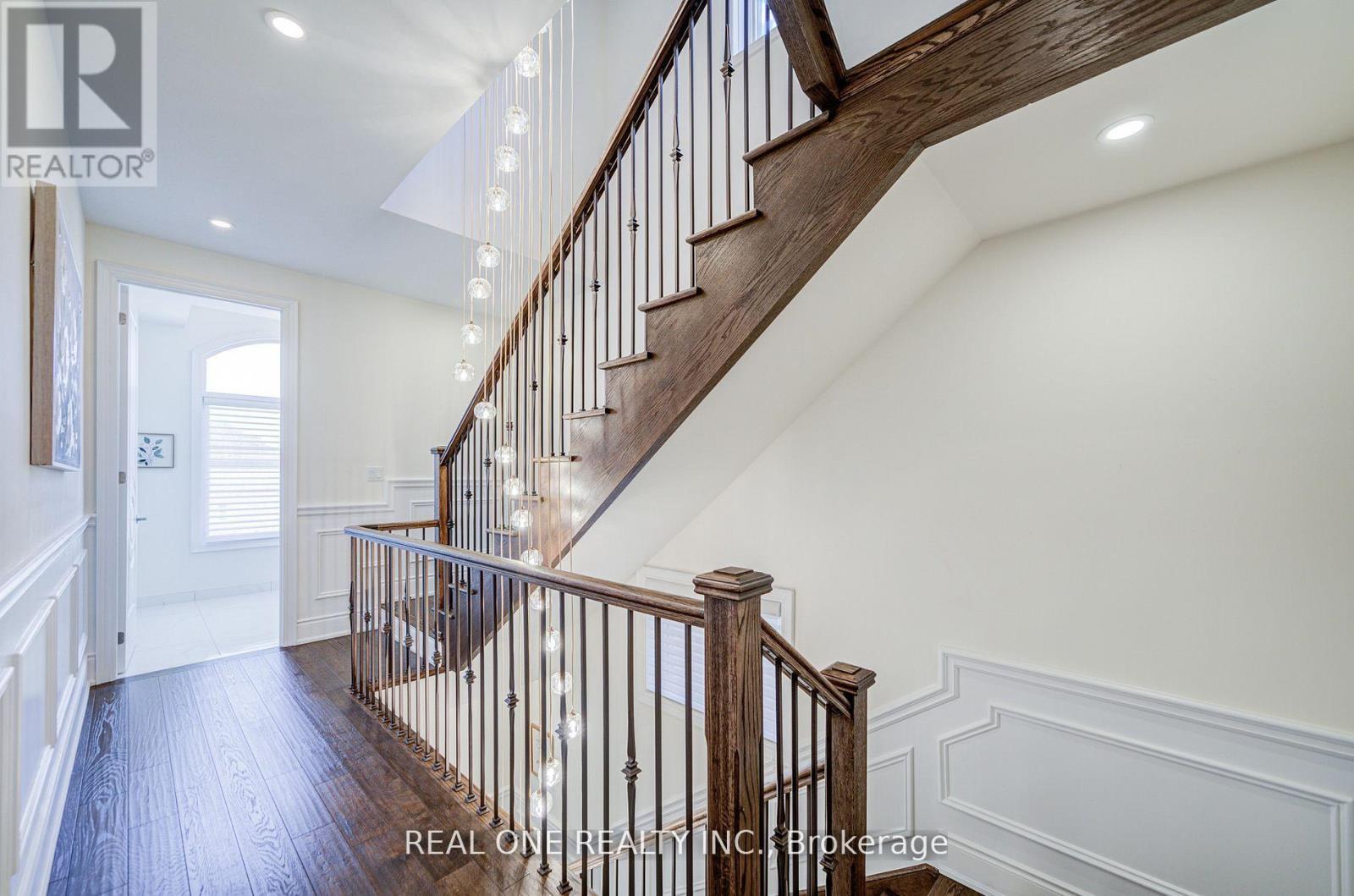 47 Milky Way Drive, Richmond Hill, Ontario  L4C 4M9 - Photo 34 - N12460029