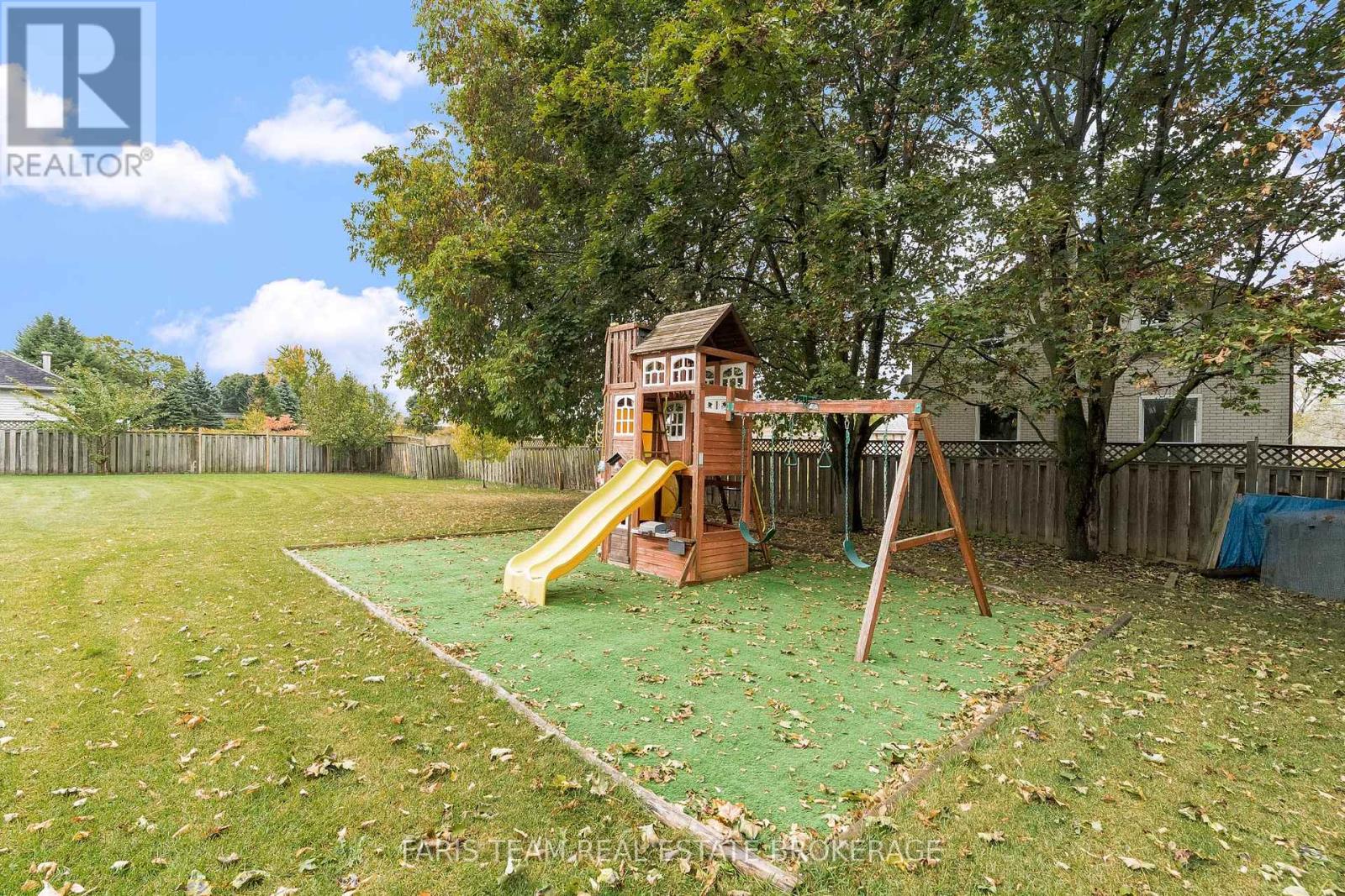 848 Church Drive, Innisfil, Ontario  L0L 1K0 - Photo 47 - N12460086