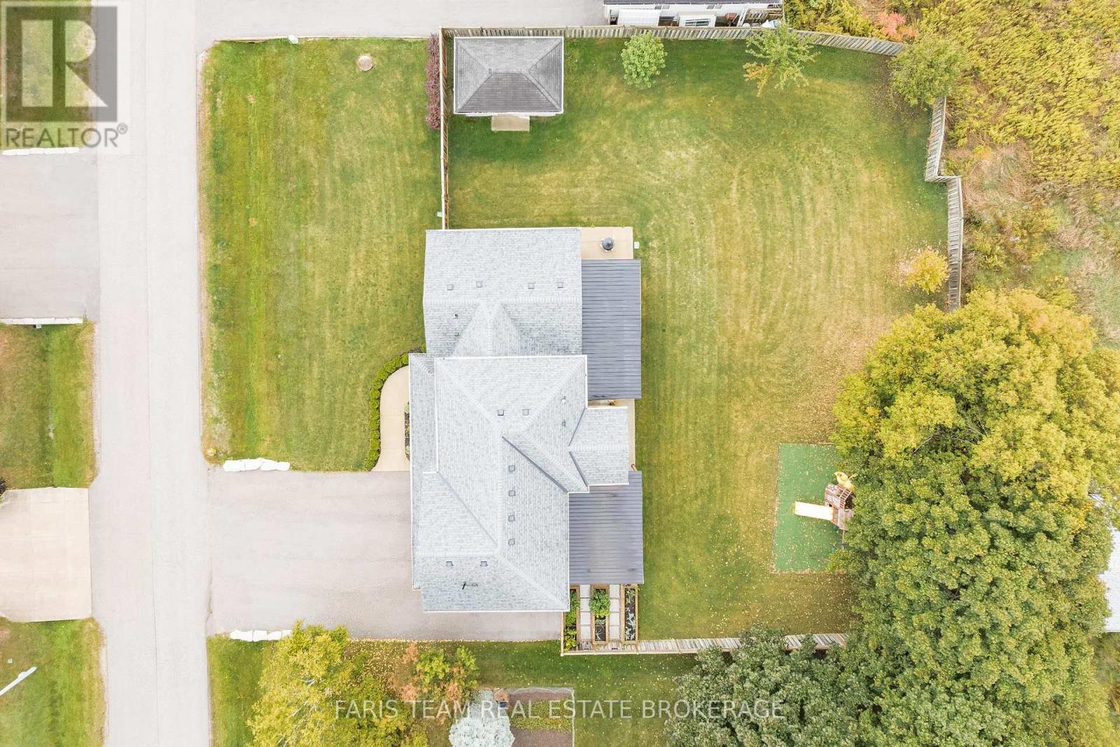 848 Church Drive, Innisfil, Ontario  L0L 1K0 - Photo 48 - N12460086