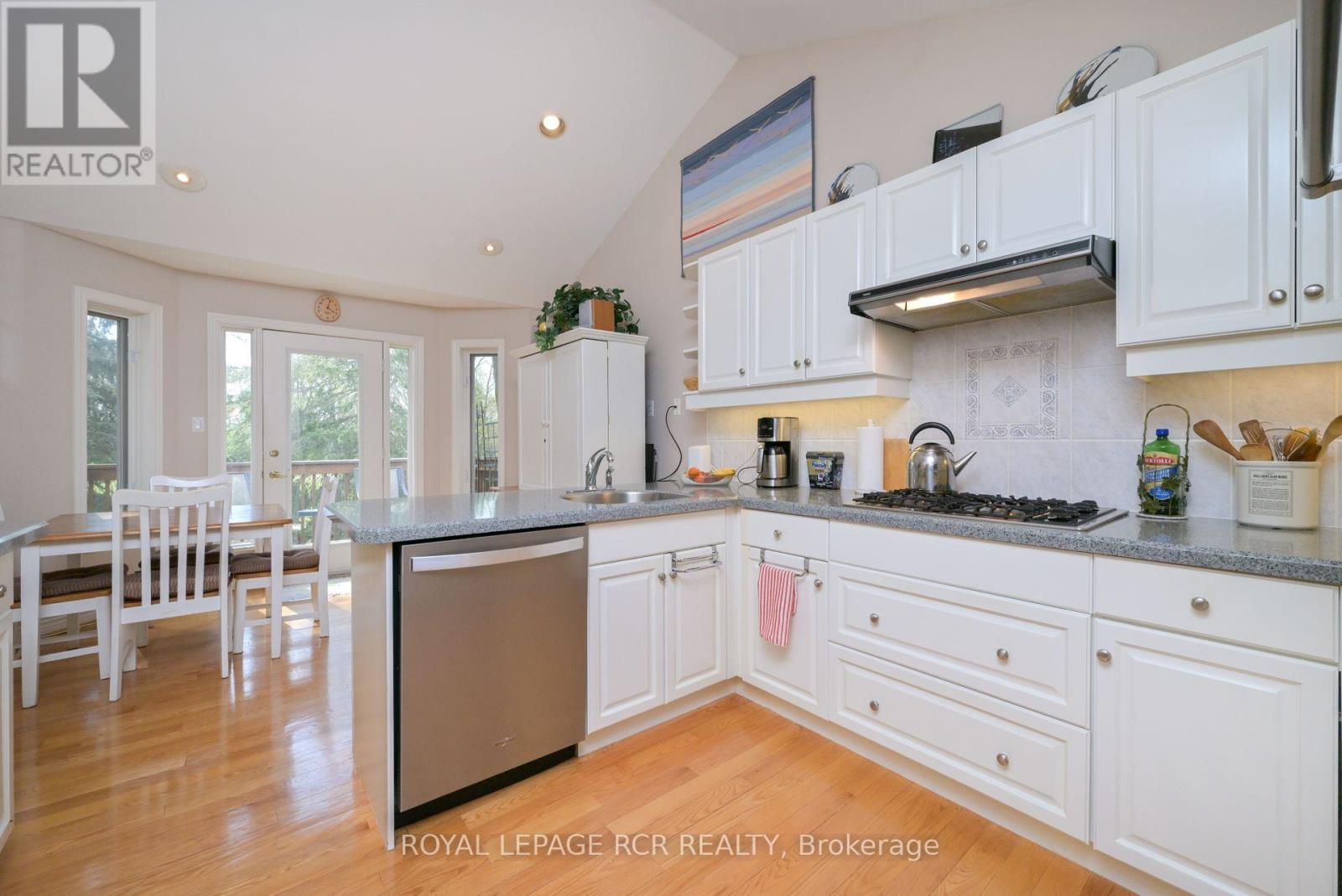 26 Forest Link, New Tecumseth, Ontario  L9R 2A1 - Photo 12 - N12460115