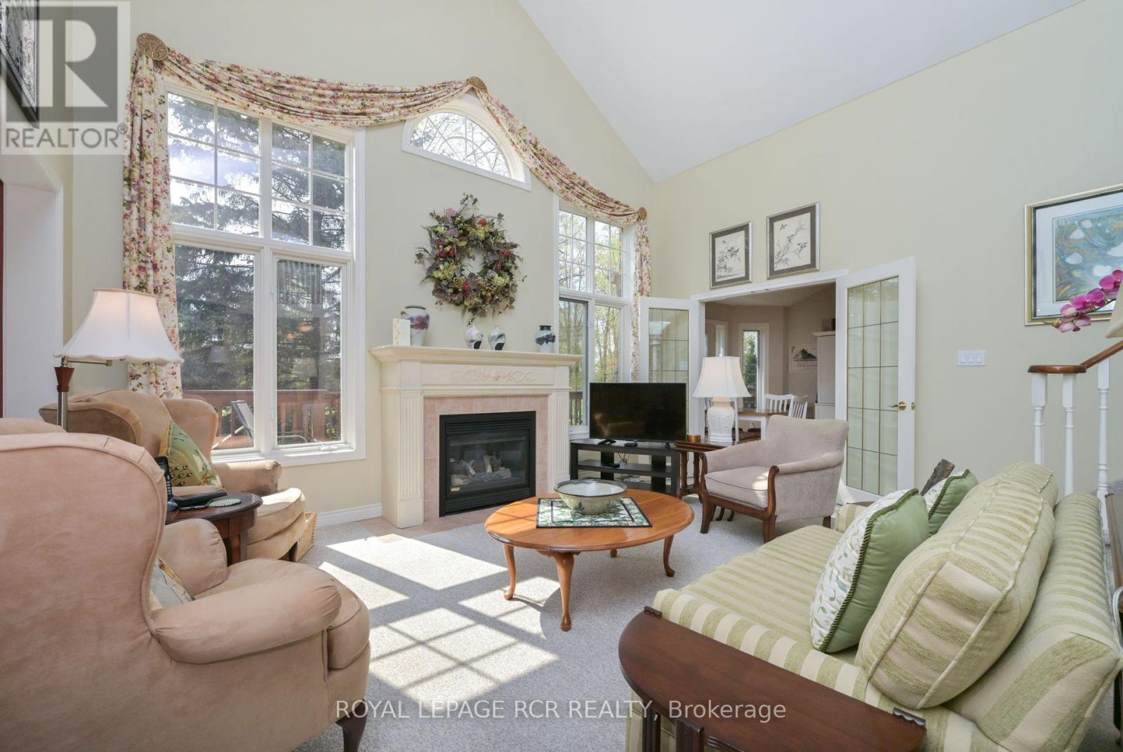 26 Forest Link, New Tecumseth, Ontario  L9R 2A1 - Photo 4 - N12460115