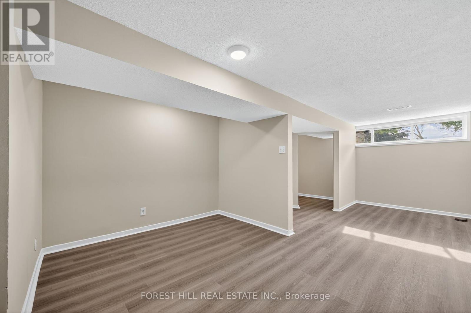 157 Septonne Avenue, Newmarket, Ontario  L3Y 2W4 - Photo 15 - N12460125