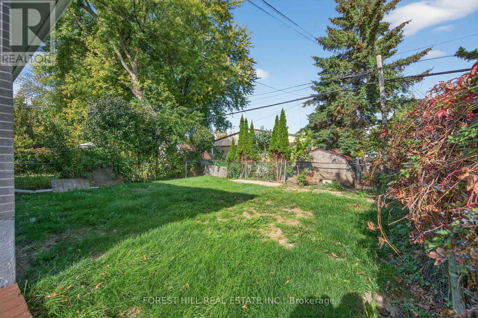 157 Septonne Avenue, Newmarket, Ontario  L3Y 2W4 - Photo 19 - N12460125