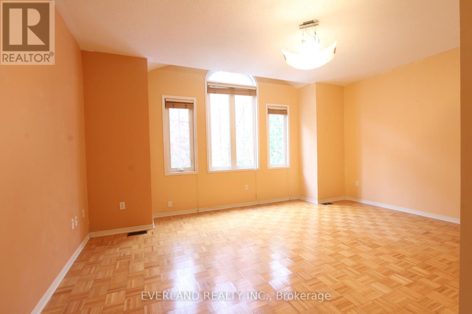 Upper - 49 Falling River Drive, Richmond Hill, Ontario  L4S 2R1 - Photo 20 - N12460148